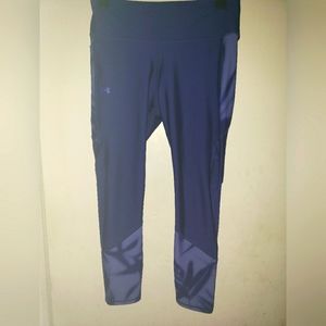 Underarmor compression heat gear leggings